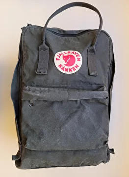 Mochila Com Bolso Verde Fjallraven Kanken