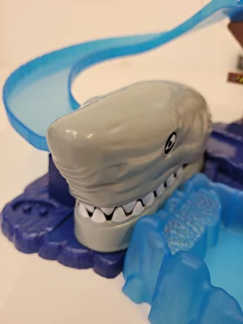 Pista Falta 2 Detalhes Que Não Interfere Na Montagem Azul Shark